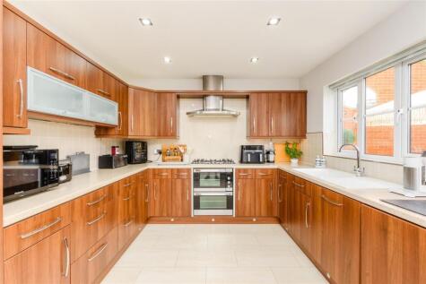 Oldfield Drive, Wouldham, Rochester, Kent