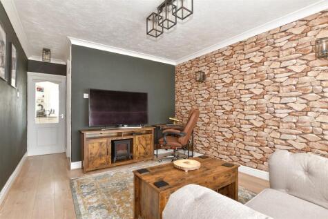 Falcon Gardens, Minster On Sea, Sheerness, Kent