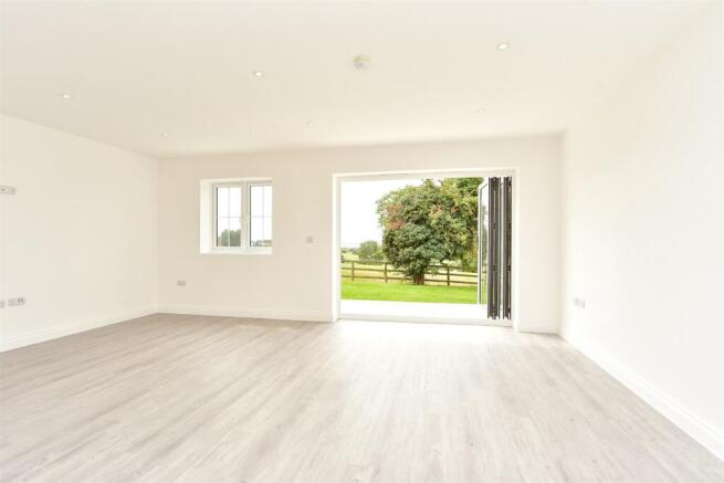 Kitchen/Living Area