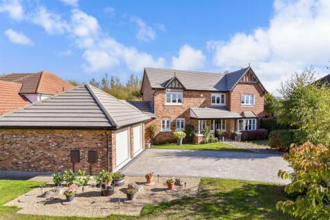 Court Tree Drive, Eastchurch, Sheerness, Kent