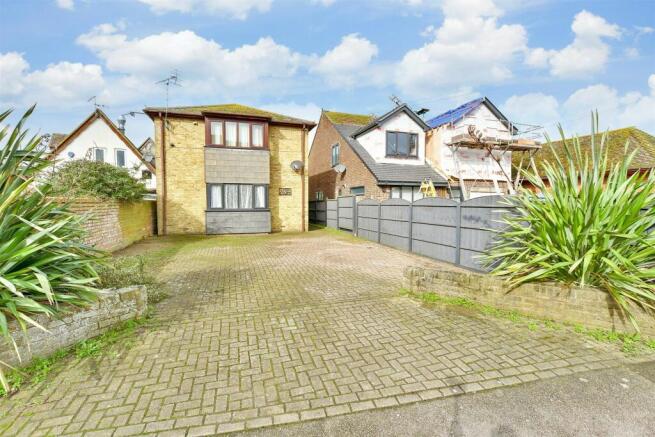 Driveway/Parking