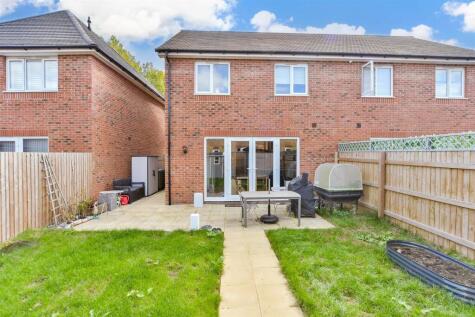 Chestnut Lane, Sittingbourne, Kent