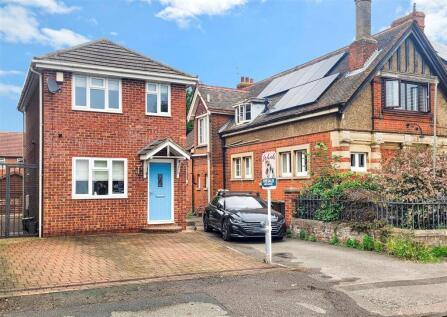 Queens Avenue, Snodland, Kent