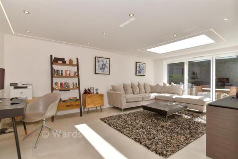 Fordwich Drive, Rochester, Kent