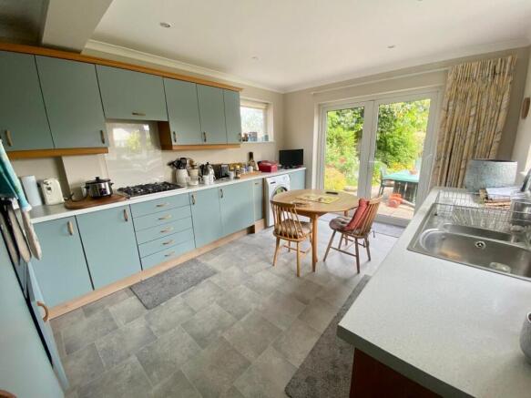 Kitchen/Breakfast Room
