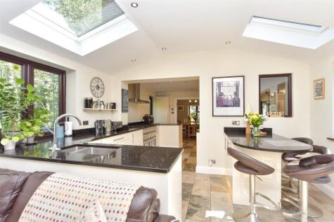 Chequers Close, Walderslade Woods, Chatham, Kent