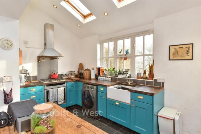 Kitchen/ Breakfast Room