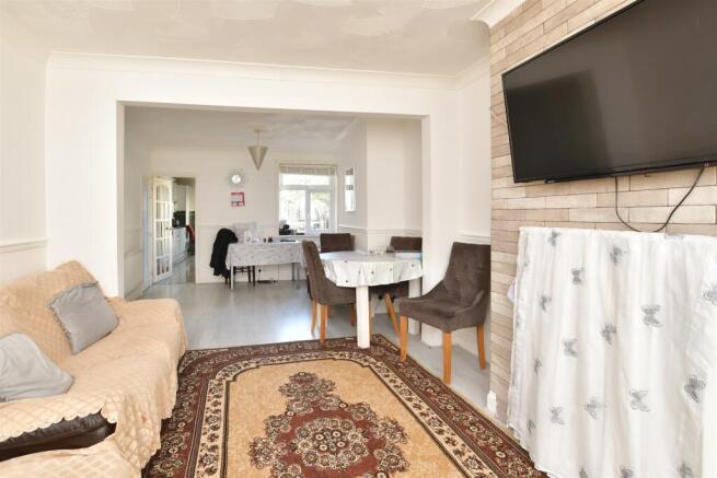 Lounge/ Diner