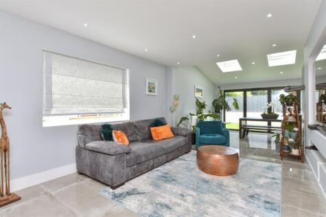 Millyard Crescent, Woodingdean, Brighton, East Sussex