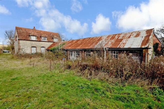 3 Bedroom Barn Conversion For Sale In Forest Lane Worthing West