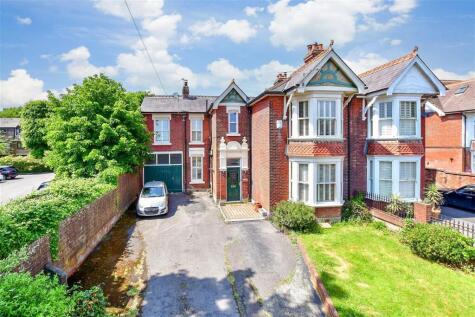 Bellair Road, Havant, Hampshire