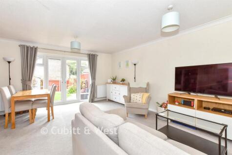 Blackcap Close, Rowland's Castle, Hampshire