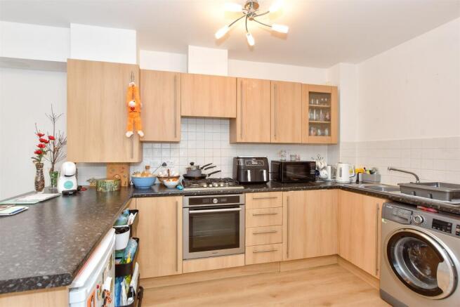Lounge/Kitchen