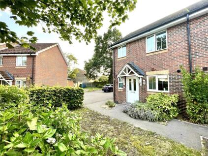 Maple Avenue, Farnborough, Hampshire, GU14