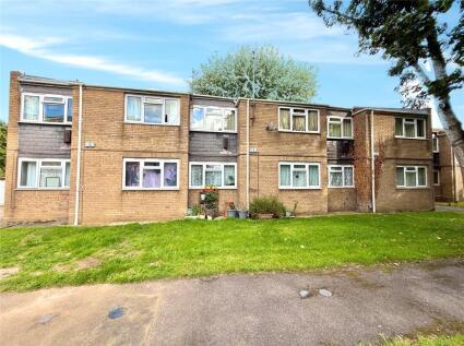 Robin Hood Close, Farnborough, Hampshire, GU14