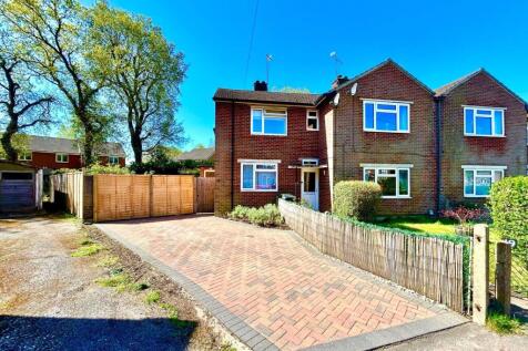 Loman Road, Mytchett, Surrey, GU16