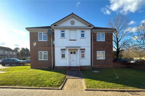 Kingfisher Walk, Ash, Surrey, GU12