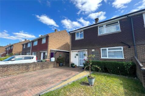 Fairview Road, Ash, Surrey, GU12