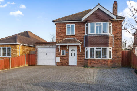 Hamesmoor Road, Mytchett, Surrey, GU16