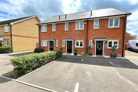 Elizabeth Bree Close, Ash, Surrey, GU12