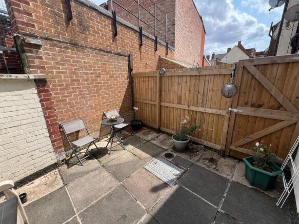 yard.jpg