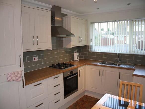 elgin drive kitchen.JPG