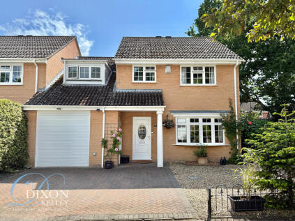 Southdown Way, West Moors, Ferndown, BH22