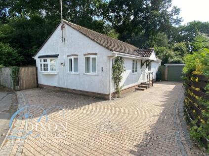Farm Road, West Moors, Ferndown, Dorset