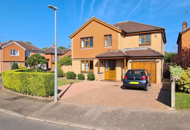 34 Long Barrow Dr...