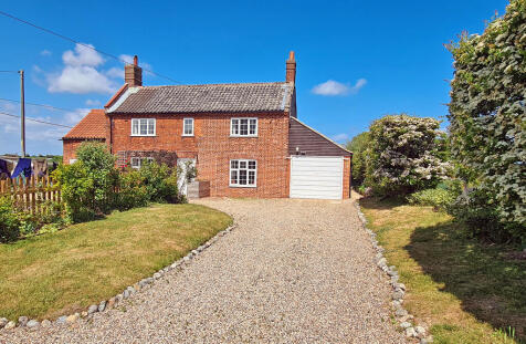 Mundesley Road, Paston