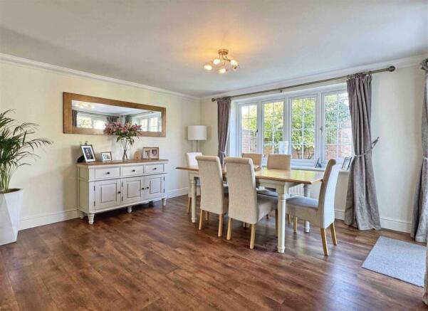 Dining Room.jpg