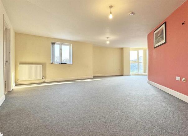 Living Room b.jpg
