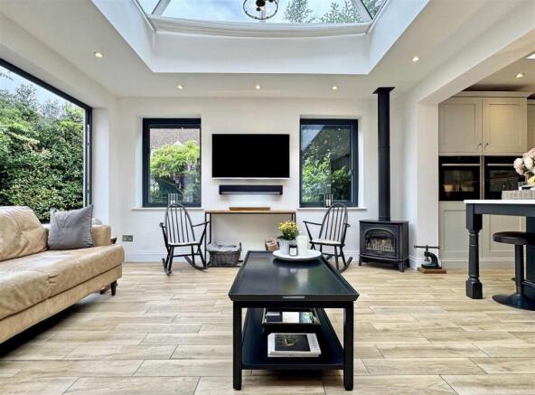 Family Room.jpg