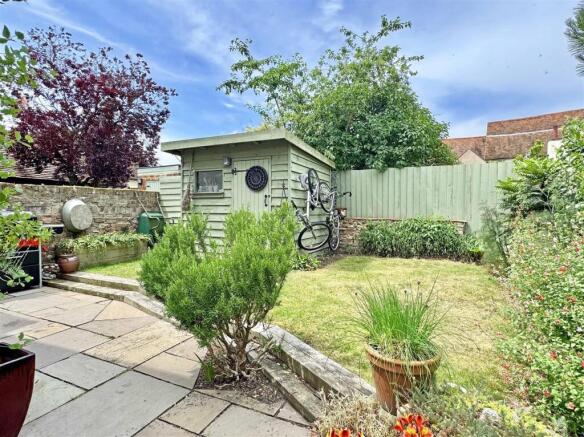 Rear Garden b.jpg