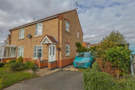 Columbus Close, Spalding