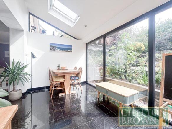 Sun-Room