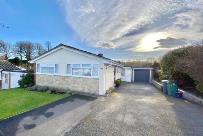 33 Thornhill Road