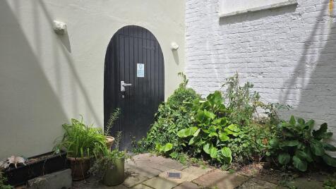 Royal York Crescent, Clifton, Bristol BS8