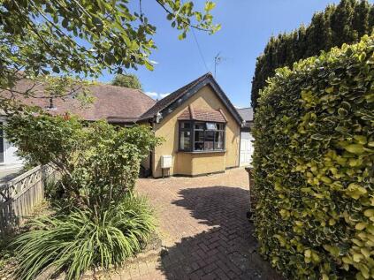 Strafford Gate, Potters Bar