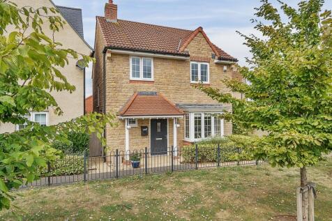 Wheatear Road, Yatton, BS49