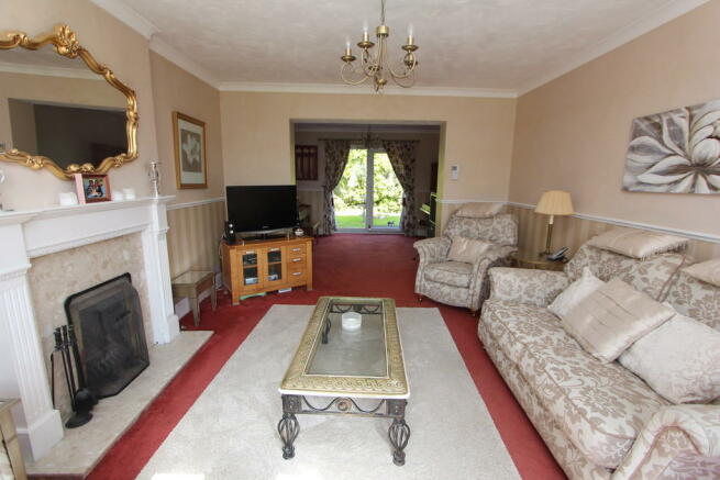 4 Bedroom Detached House For Sale In Detached 1930 S Close