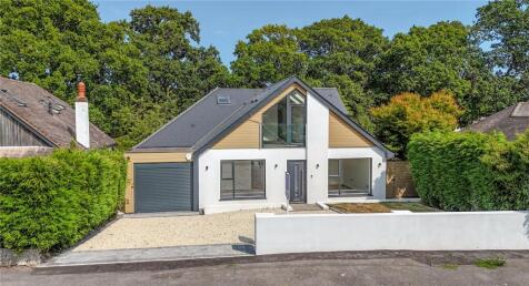 Smugglers Lane North, Highcliffe On Sea, Christchurch, Dorset, BH23