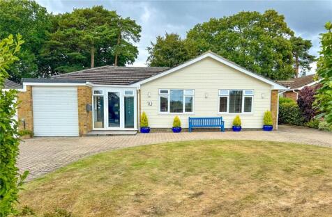 Shepherd Close, Highcliffe On Sea, Christchurch, Dorset, BH23