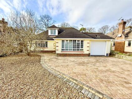 Terrington Avenue, Highcliffe On Sea, Christchurch, Dorset, BH23