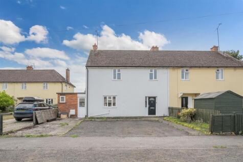 Forty Acres Road, Devizes