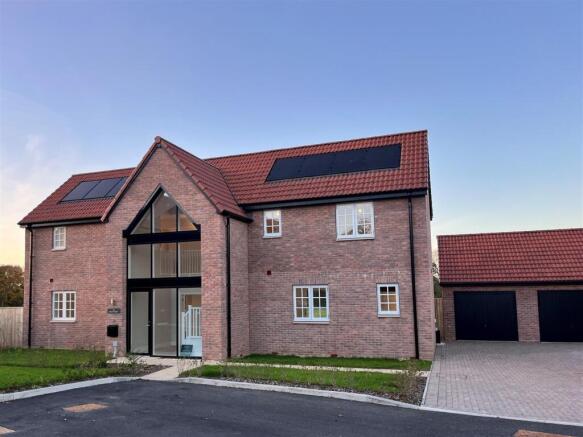 10 Front shot close up.jpg