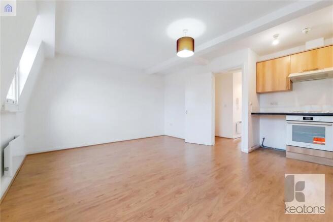 Living/Kitchen 2.