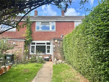 Howards Mead, Pennington, Lymington, Hampshire, SO41