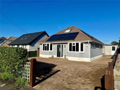 Beechwood Avenue, New Milton, Hampshire, BH25