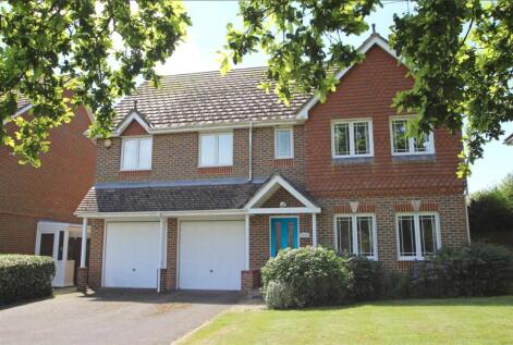 Lake Grove Road, New Milton, Hampshire, BH25